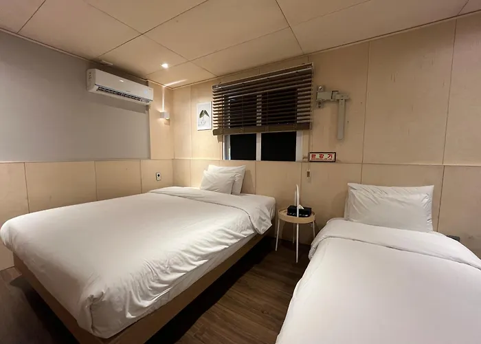 The Hit Hotel Busan