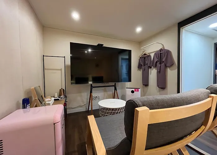 The Hit Hotel Busan