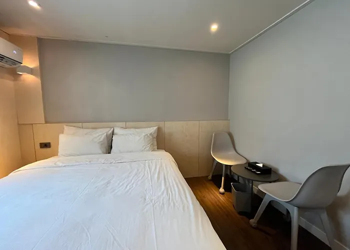 Hotel The Hit