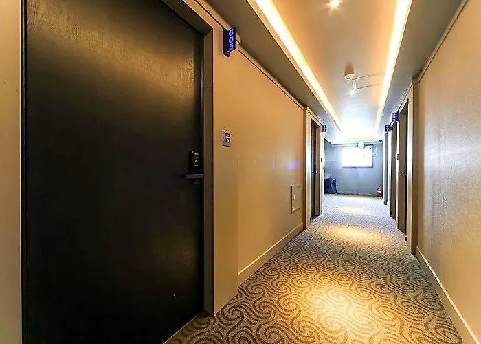 Hotel The Hit